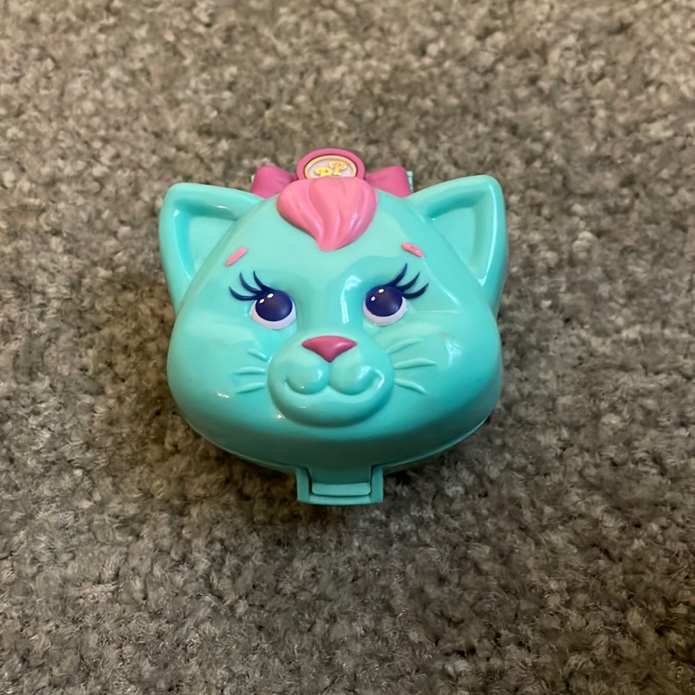 Polly Pocket 1993 vintage Cuddly Kitty pet parade cat compact